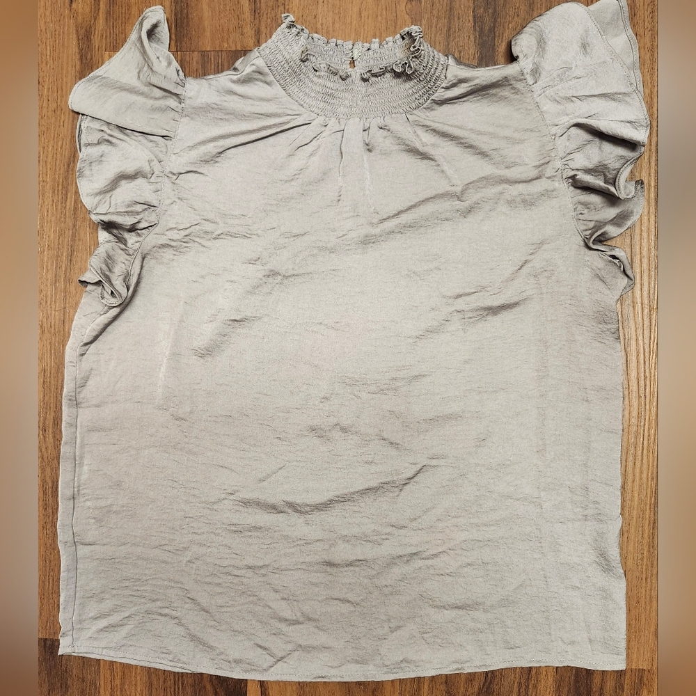 Womens Sz Sm alex & lili Grey Flutter Sleeve Mock Neck Blouse